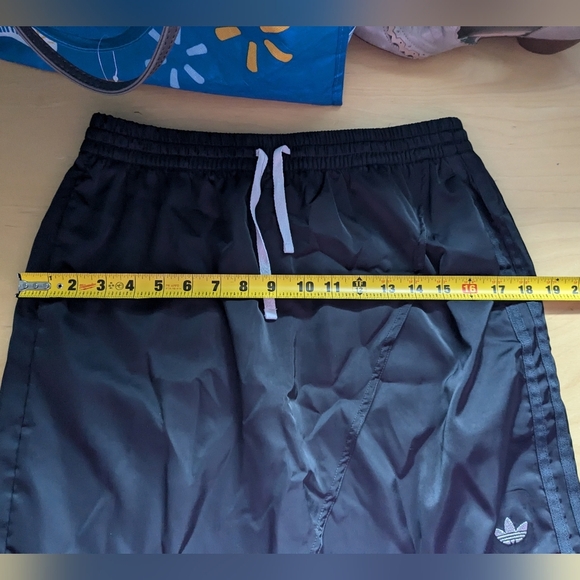 ADIDAS asymmetrical Black Glossy skirt Size medium in great used condition! - Picture 13 of 13
